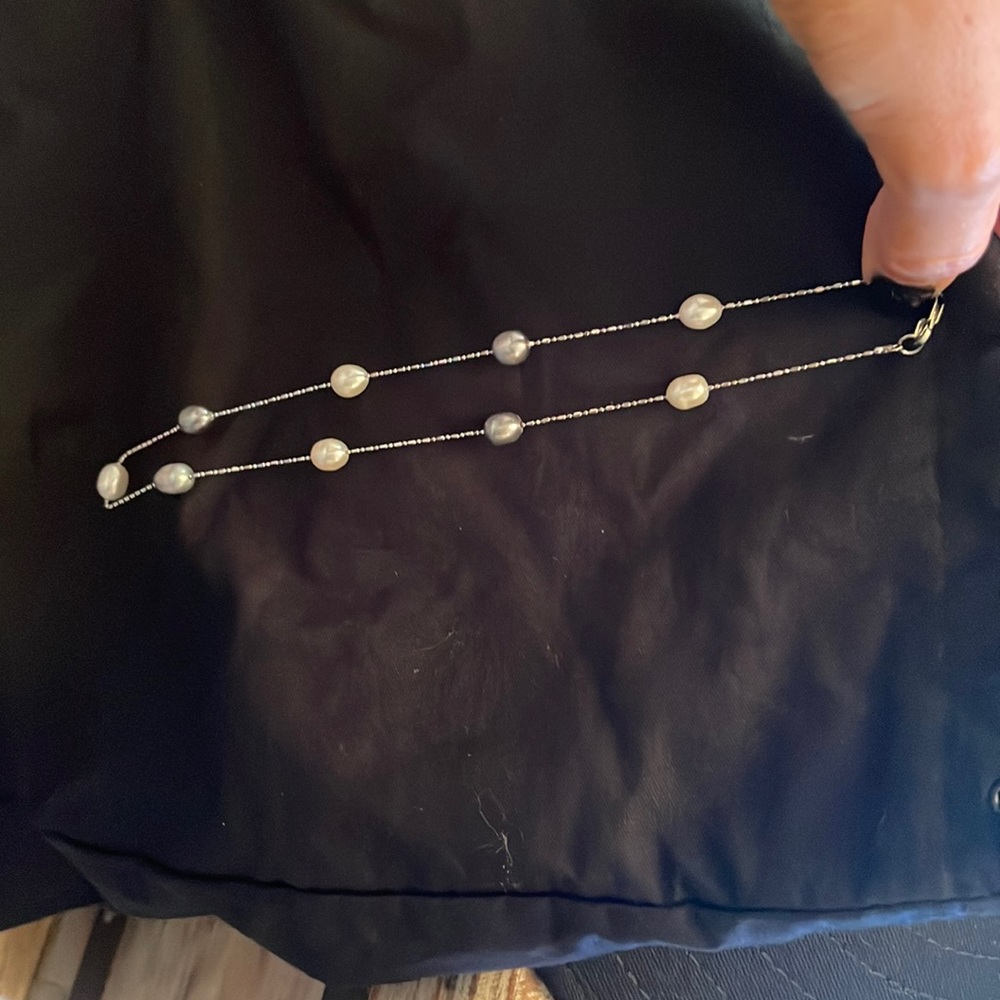 NEW Fresh water pearls necklace.